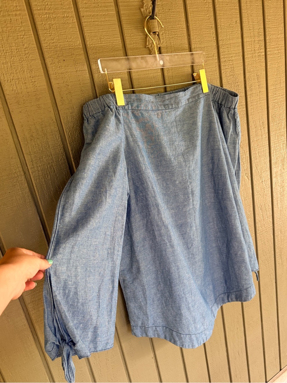 Free People Show Me Some Shoulder Chambray Top L